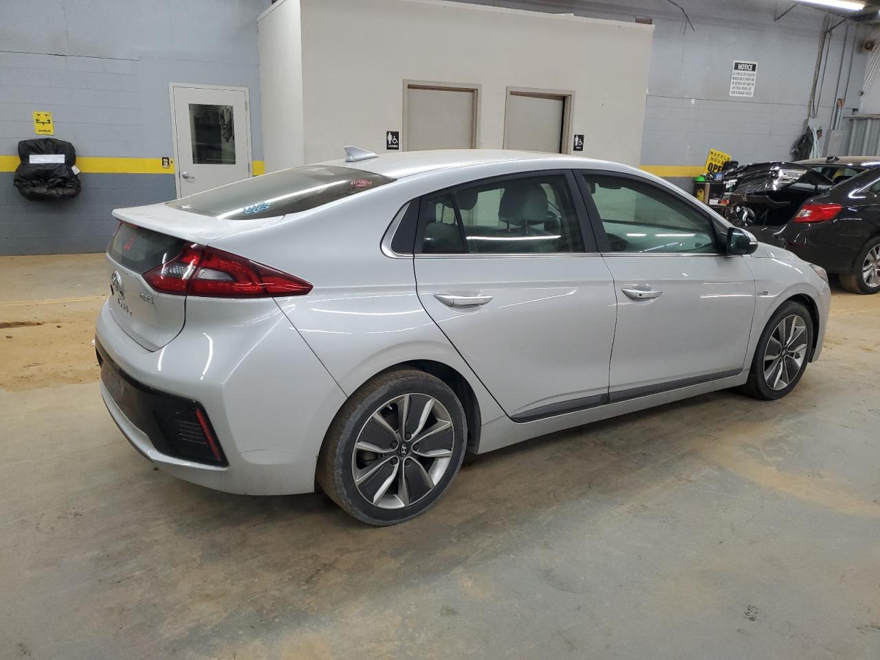 2019 Hyundai IONIQ - Image 3