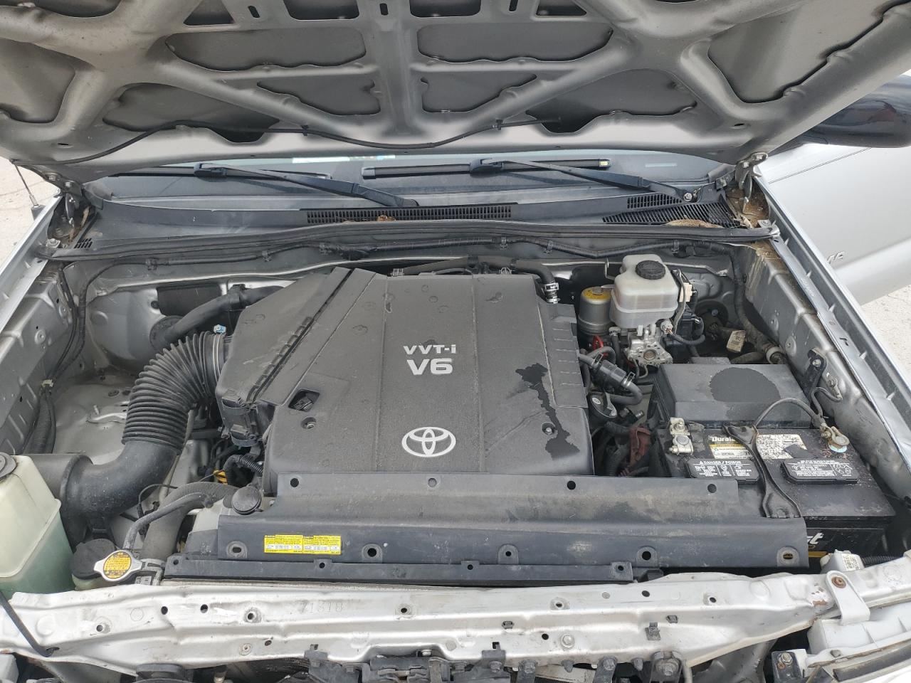 2011 Toyota Tacoma - Image 11