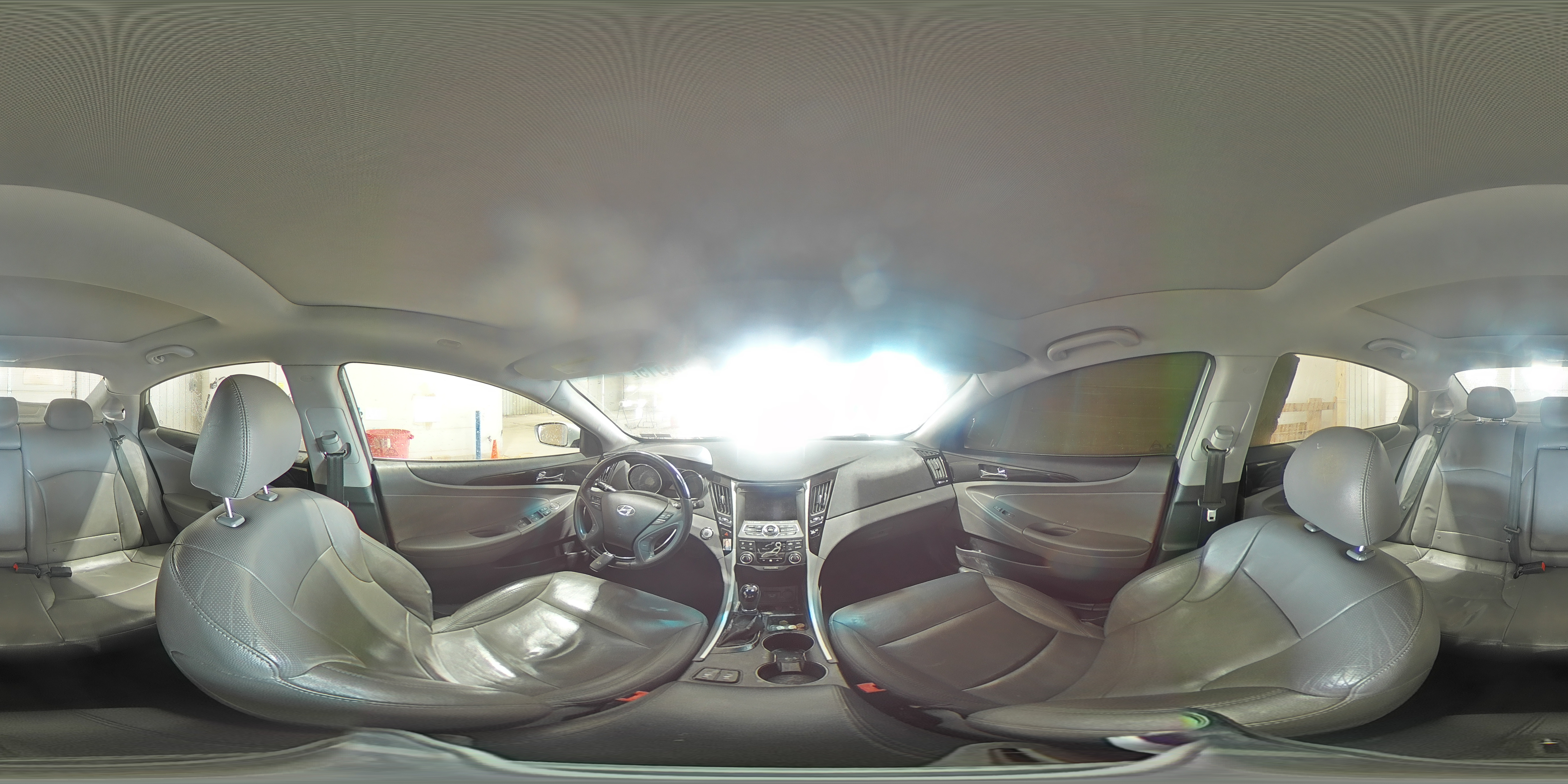 2013 Hyundai Sonata - Image 16