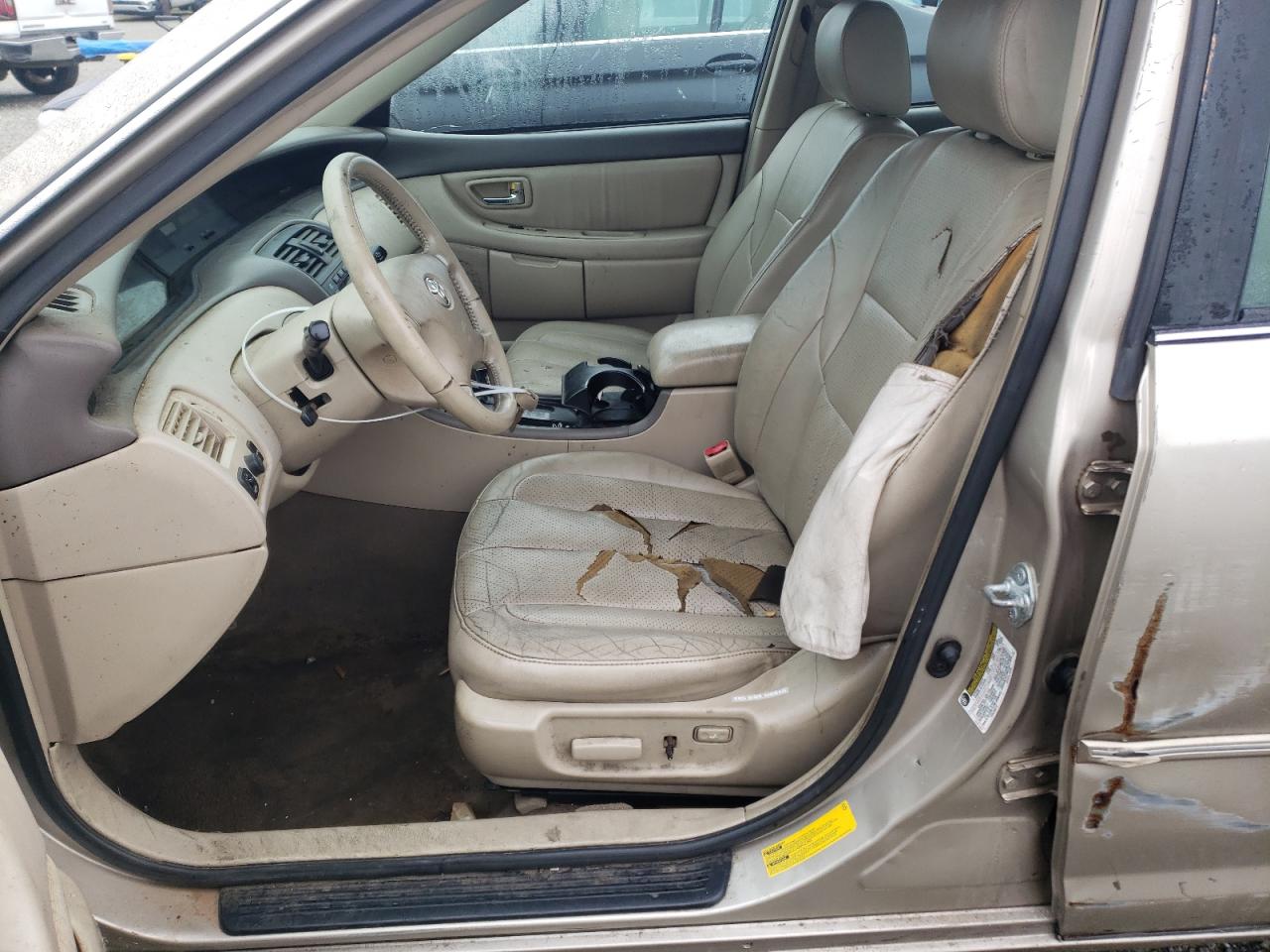 2004 Toyota Avalon - Image 7