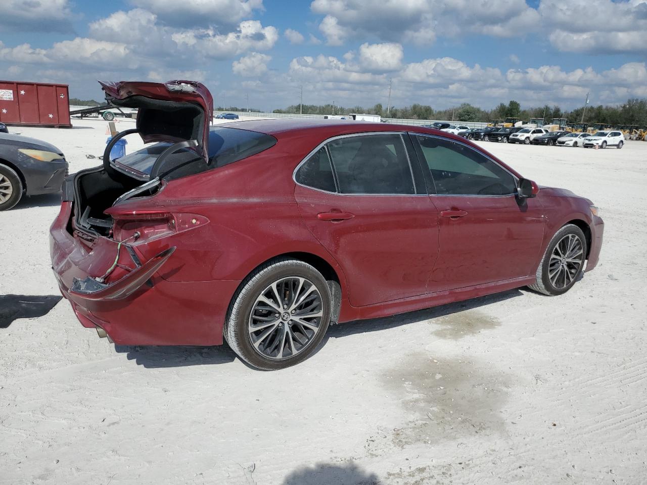 2018 Toyota Camry - Image 3