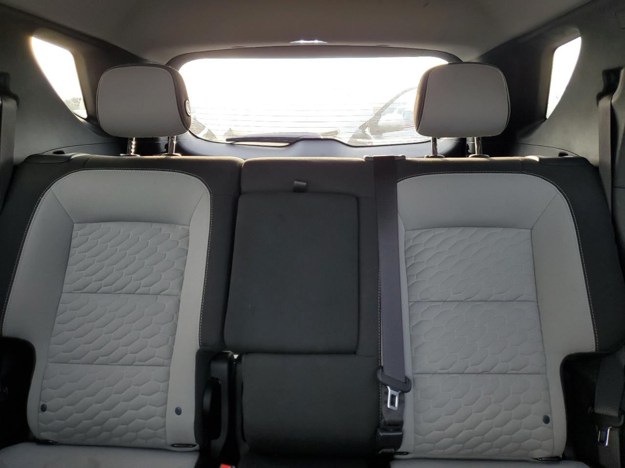 2020 Chevrolet Equinox - Image 10