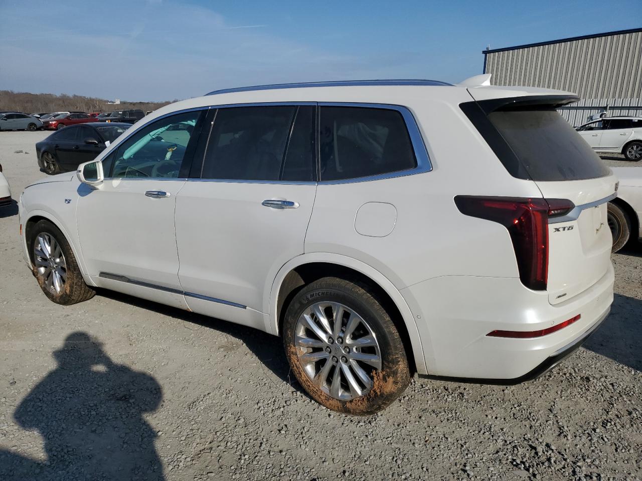 2020 Cadillac XT6 - Image 2