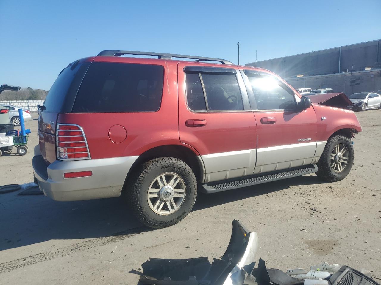 2002 Mercury Mountaineer - Image 3
