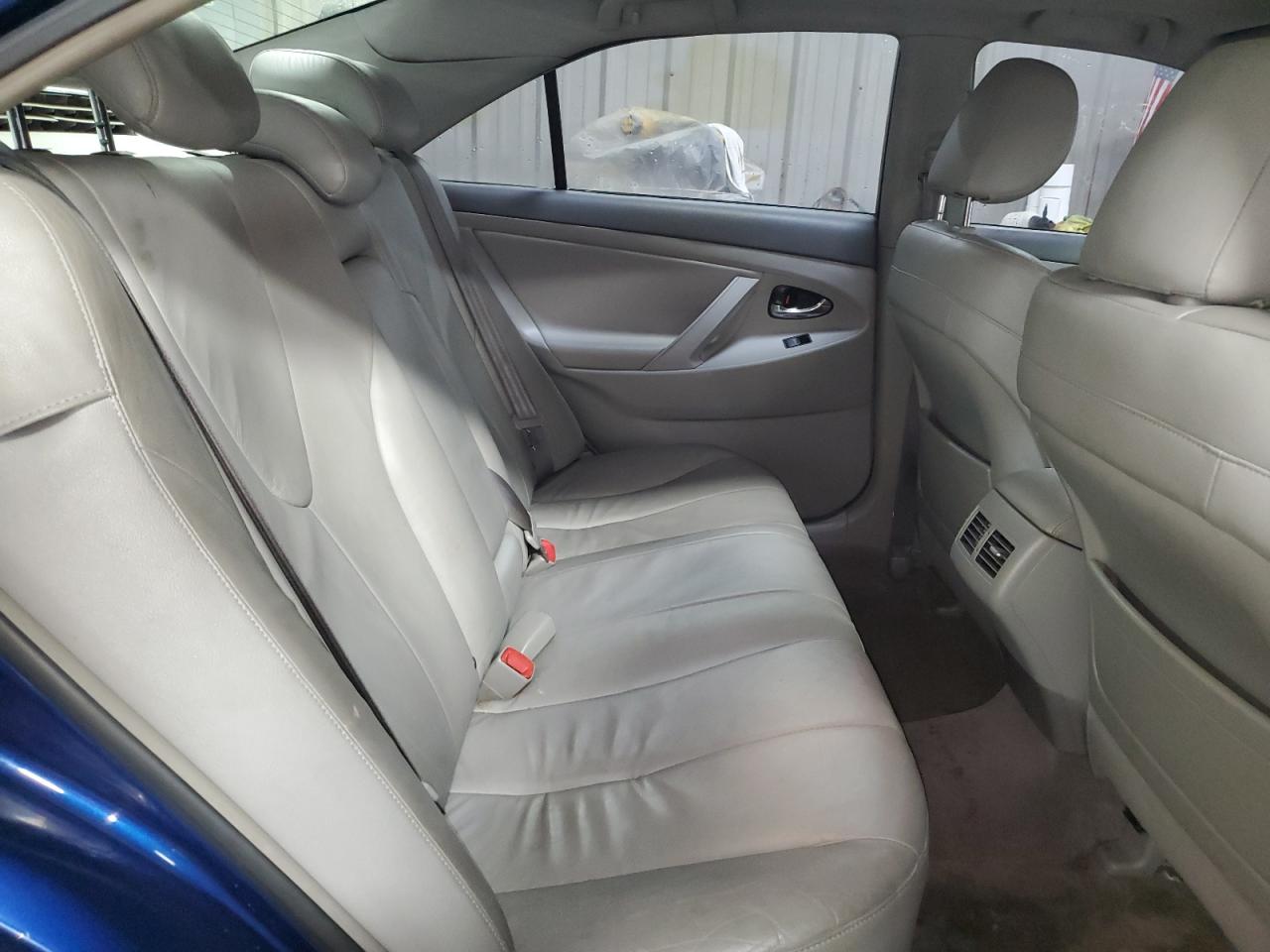 2007 Toyota Camry - Image 10
