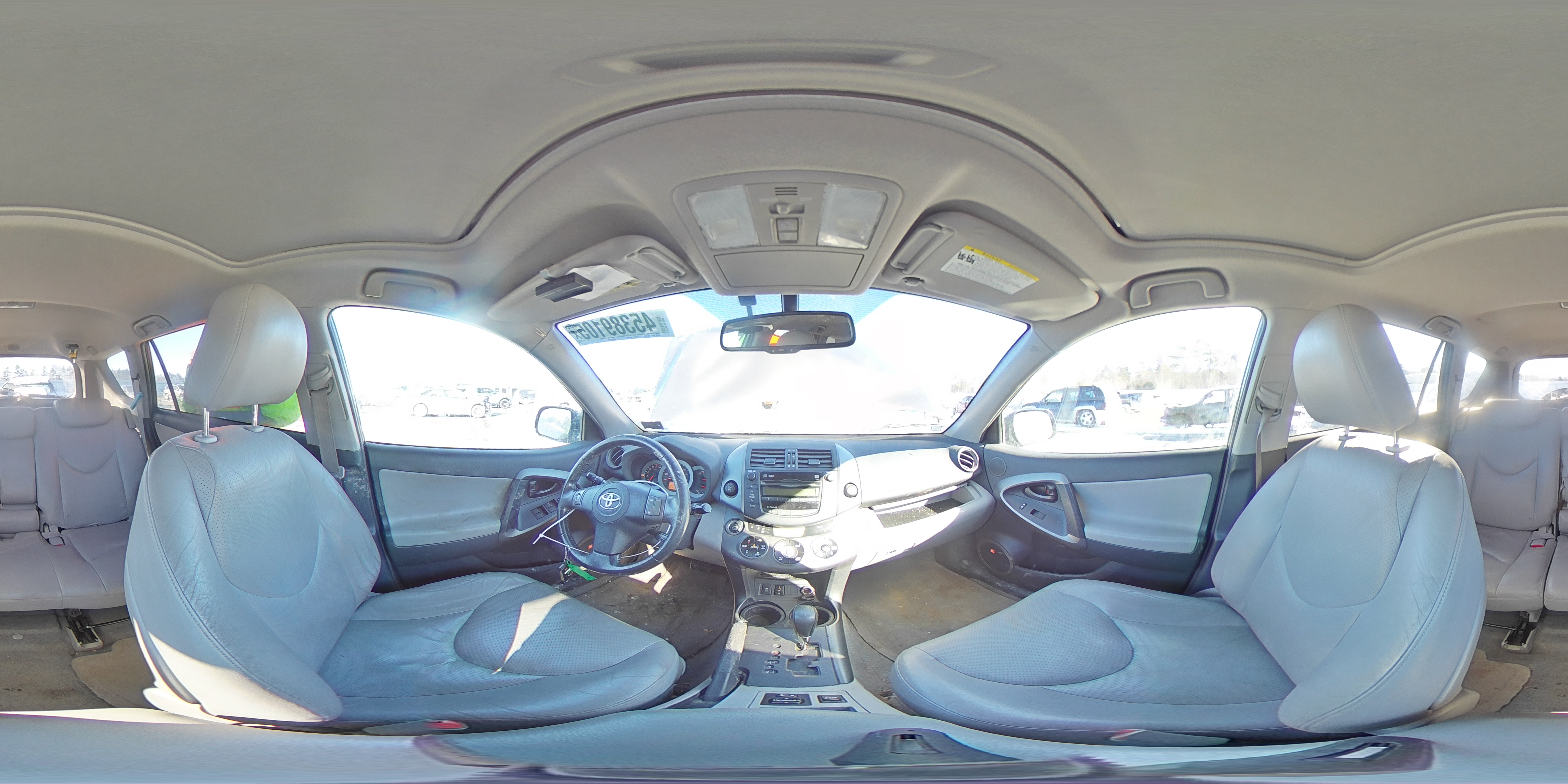 2010 Toyota RAV 4 - Image 13