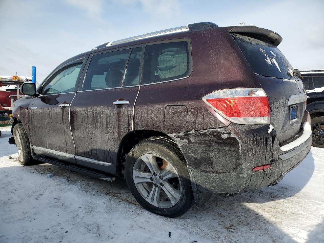 2012 Toyota Highlander - Image 2