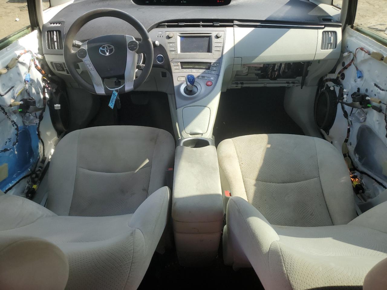 2015 Toyota Prius - Image 8