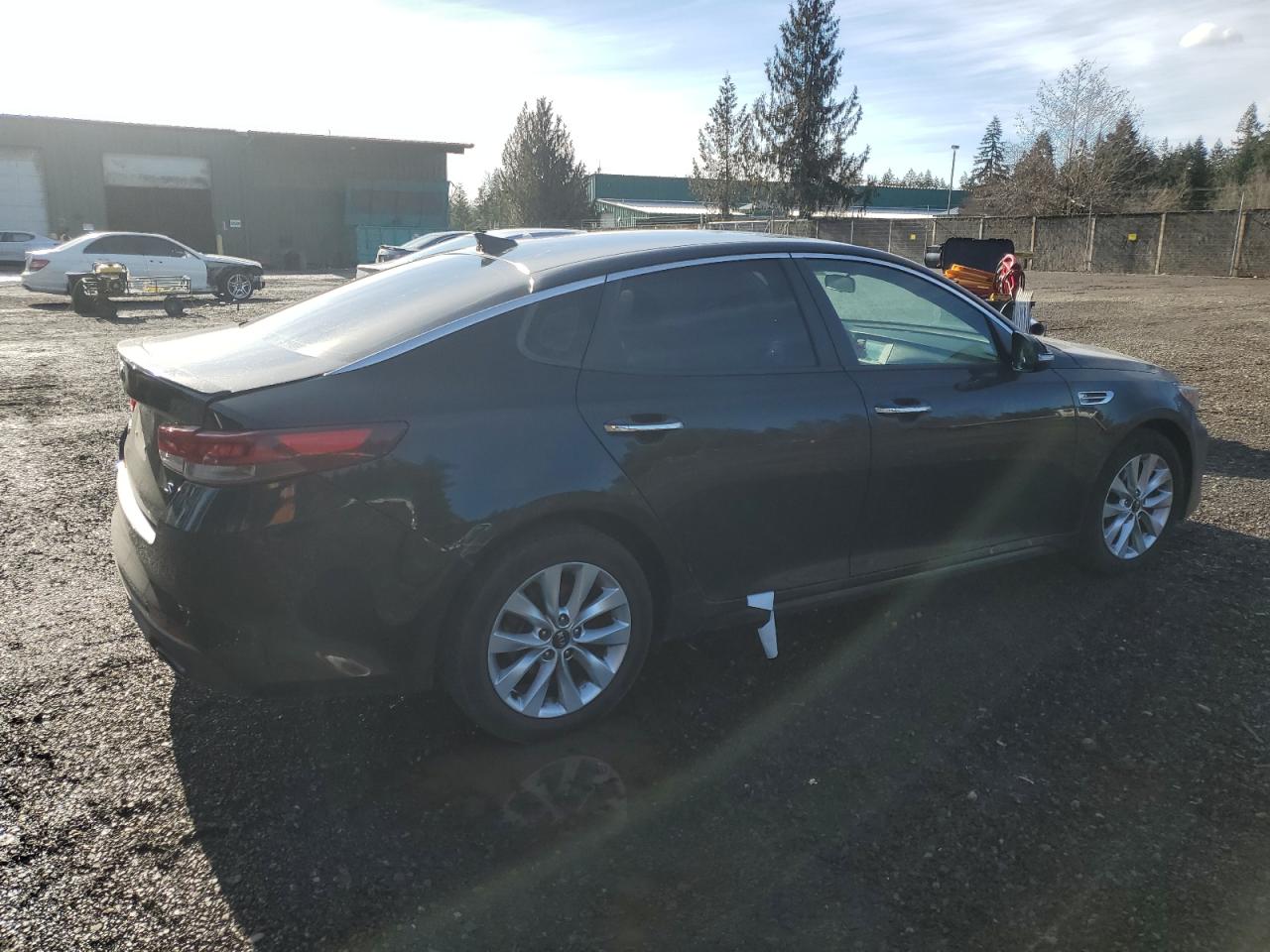 2018 Kia Optima - Image 3
