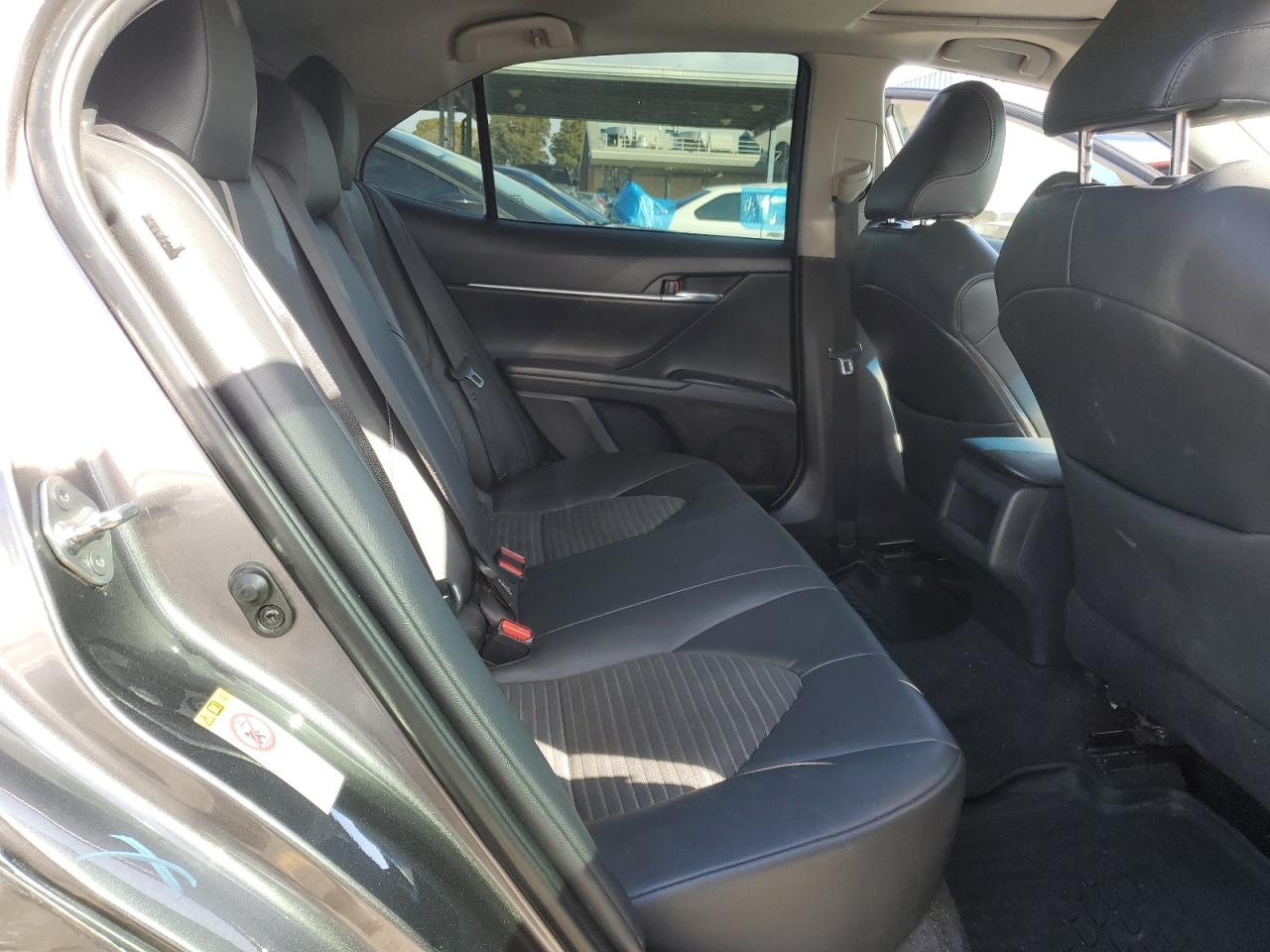 2018 Toyota Camry - Image 10