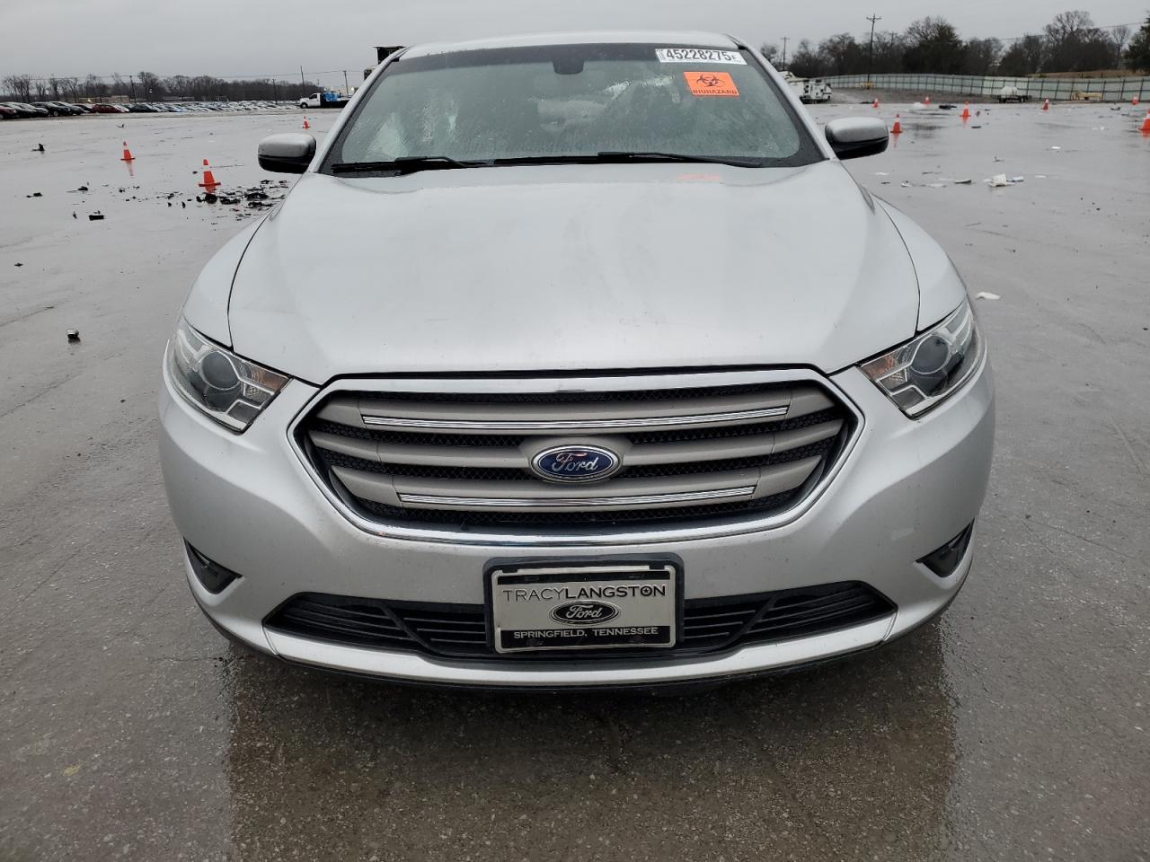 2016 Ford Taurus - Image 5