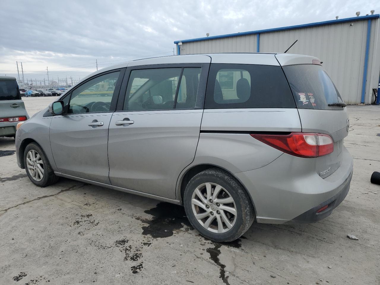 2012 Mazda 5 - Image 2