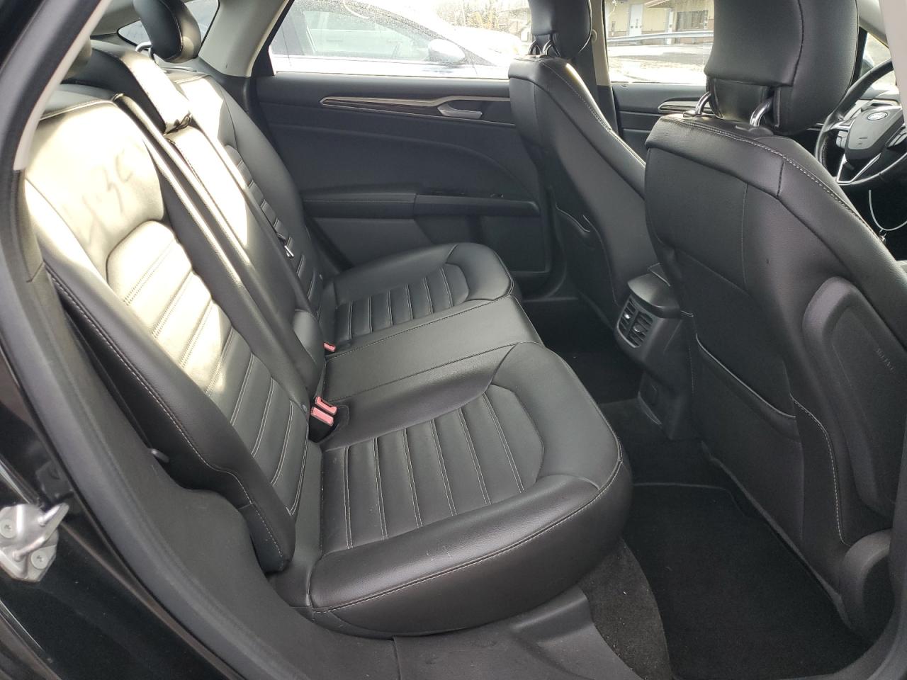 2015 Ford Fusion - Image 10