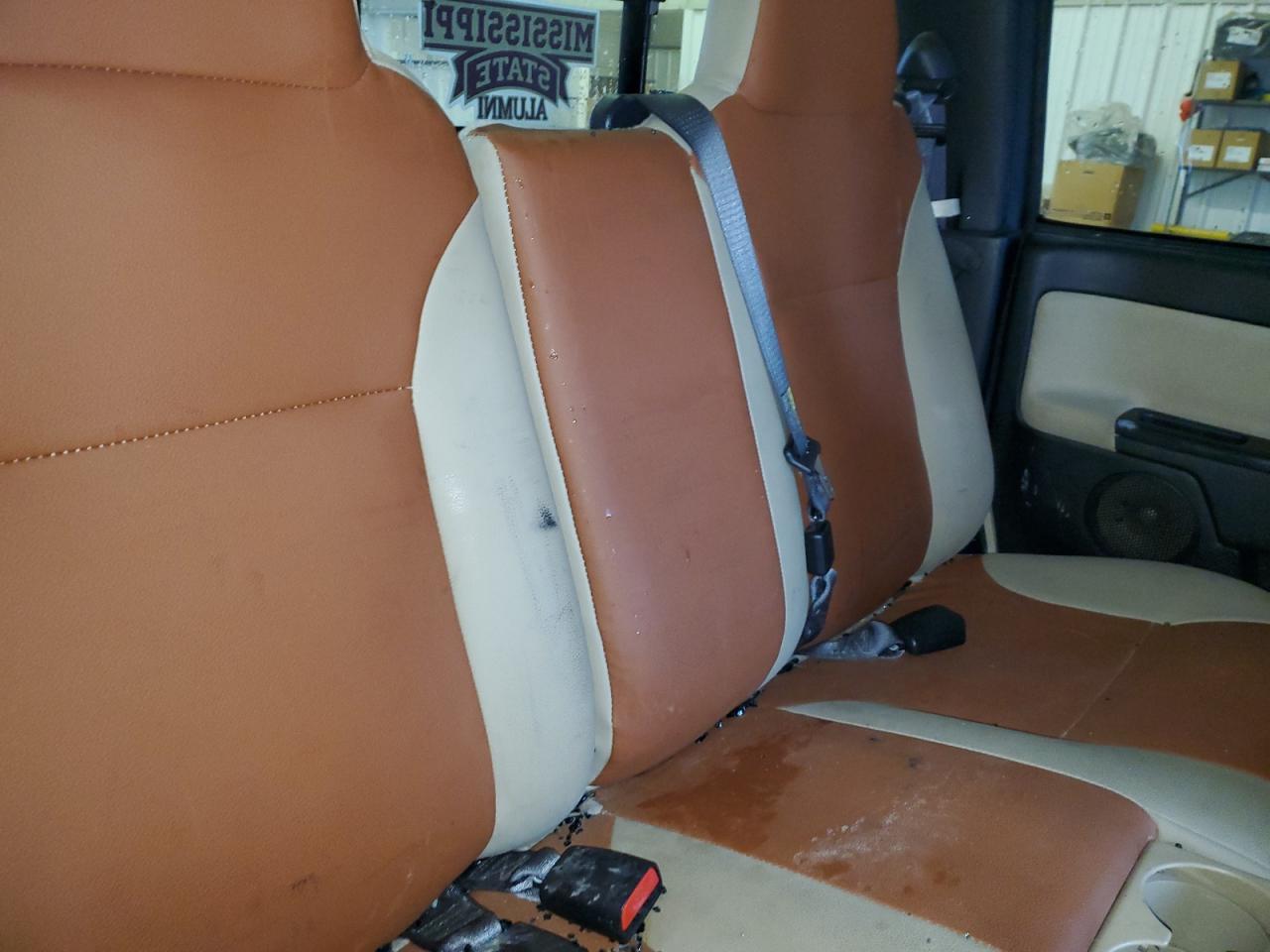 2009 GMC Canyon - Image 11