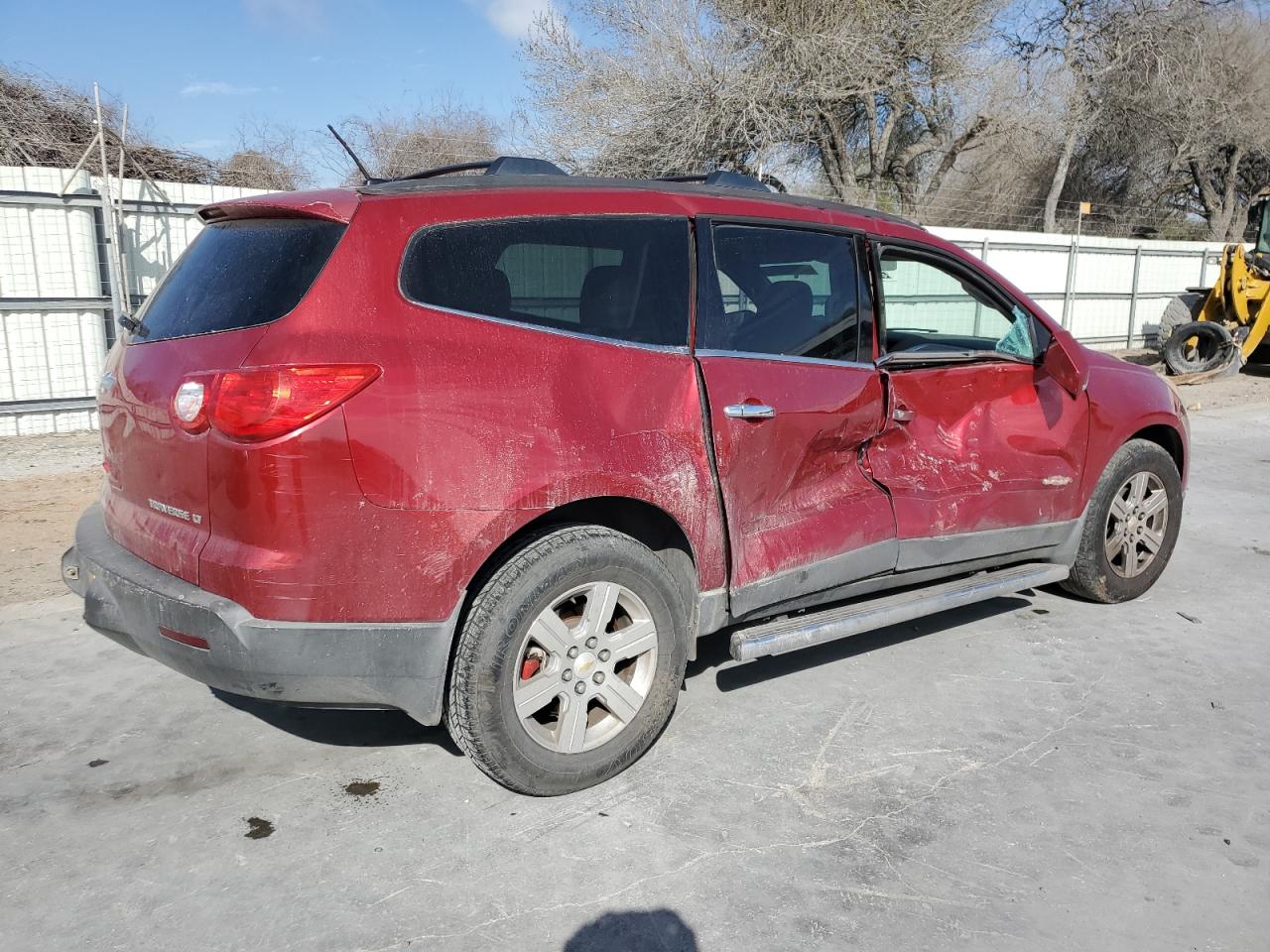 2012 Chevrolet Traverse - Image 3