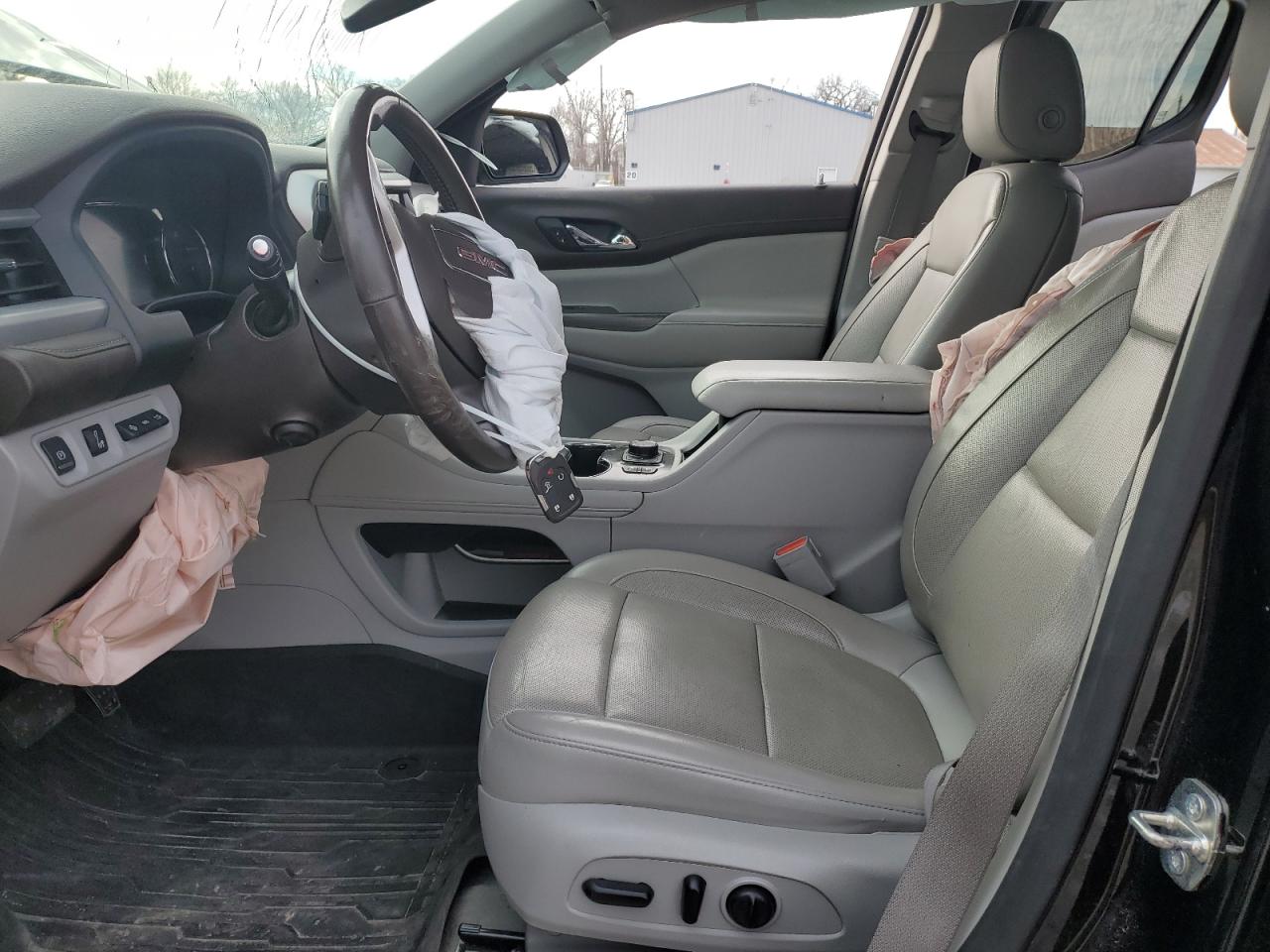 2020 GMC Acadia - Image 7