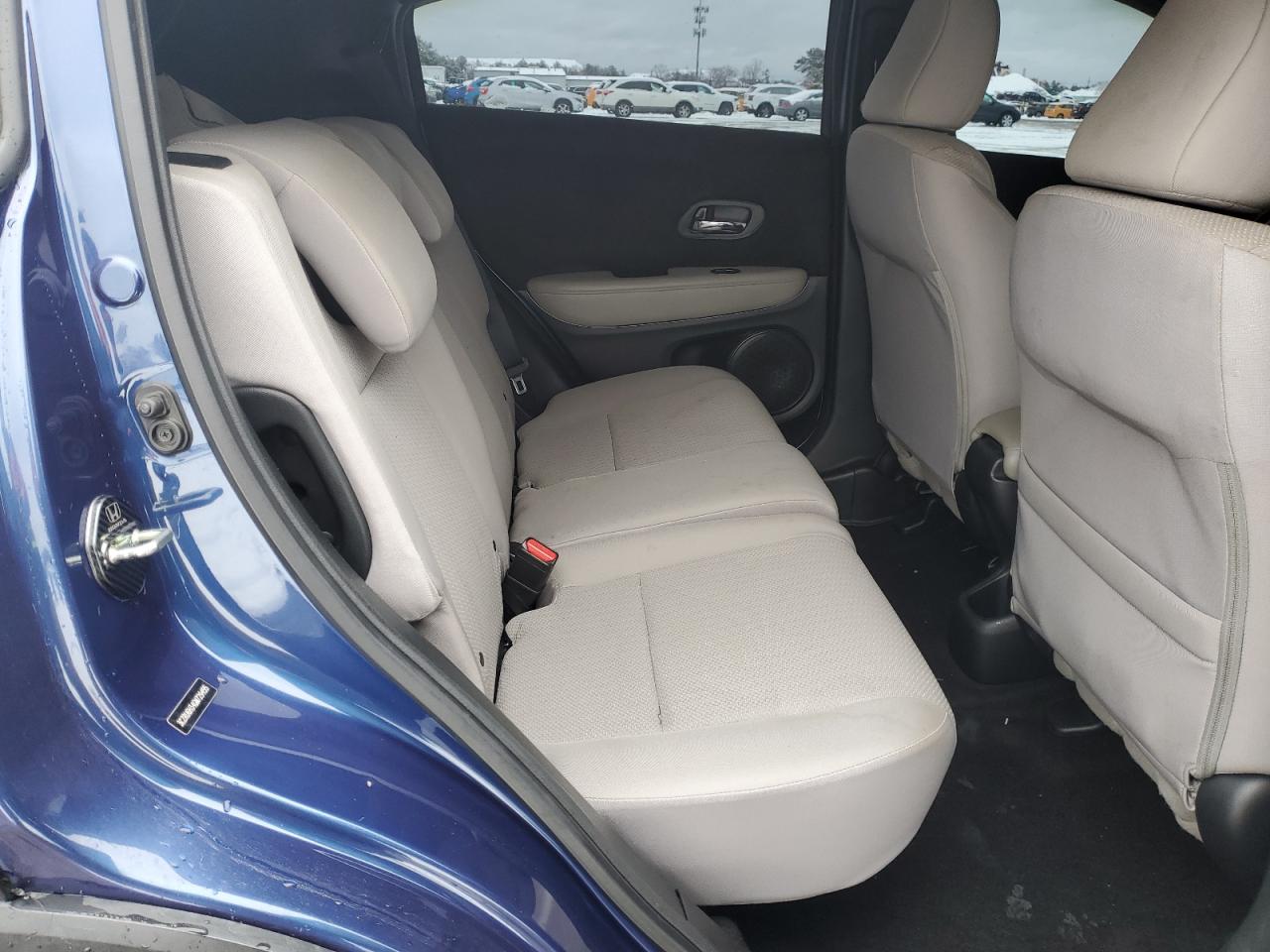 2016 Honda HR-V - Image 11