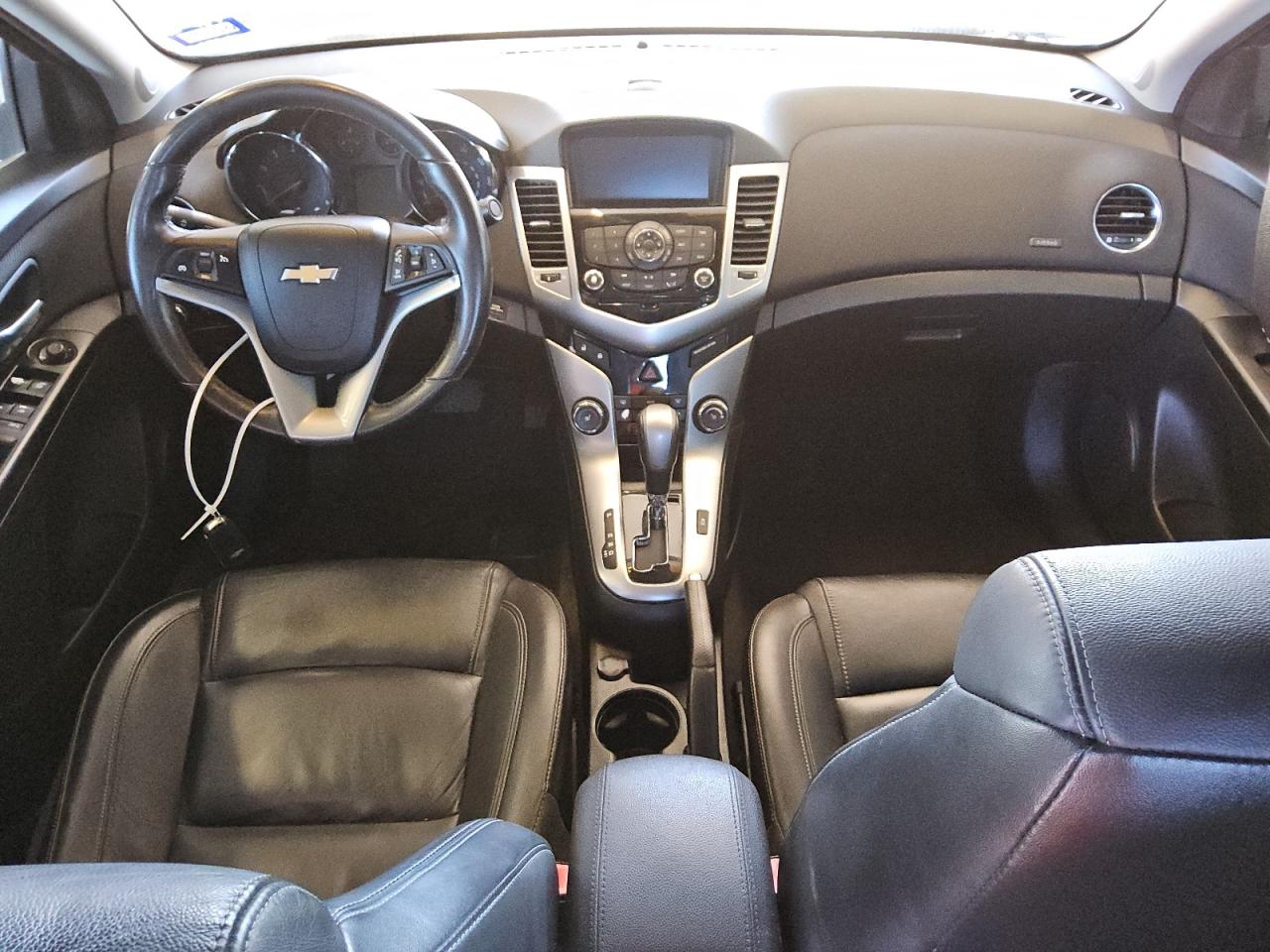 2012 Chevrolet Cruze - Image 8