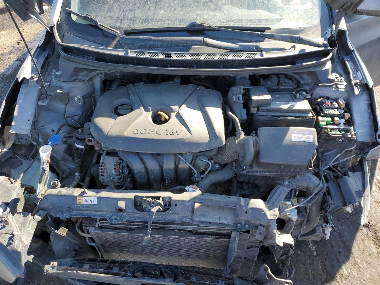 2013 Hyundai Elantra - Image 11