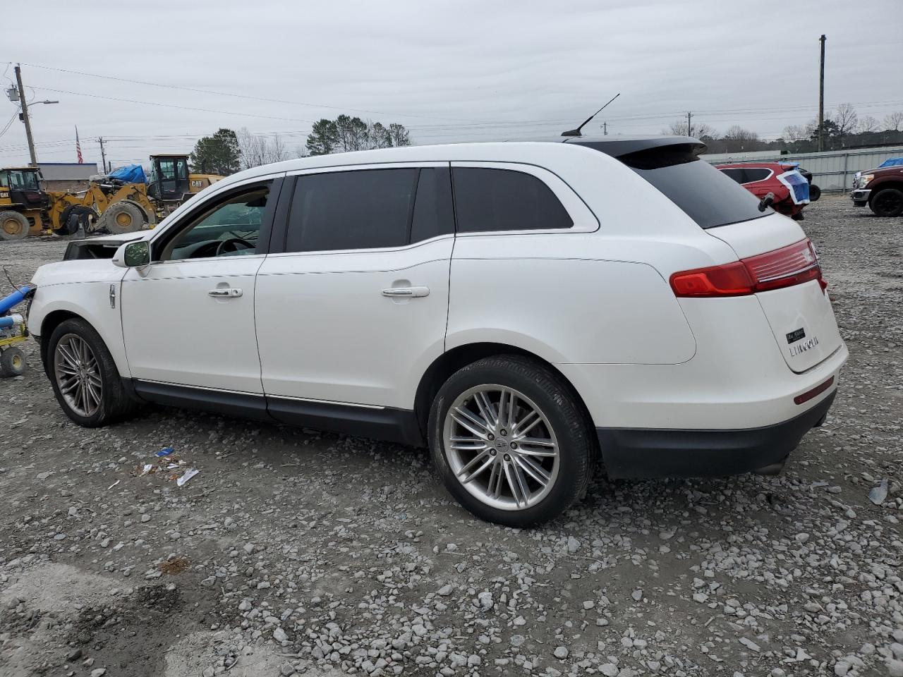 2014 Lincoln MKT - Image 2