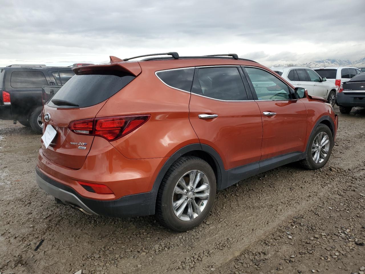 2017 Hyundai Santa Fe - Image 3