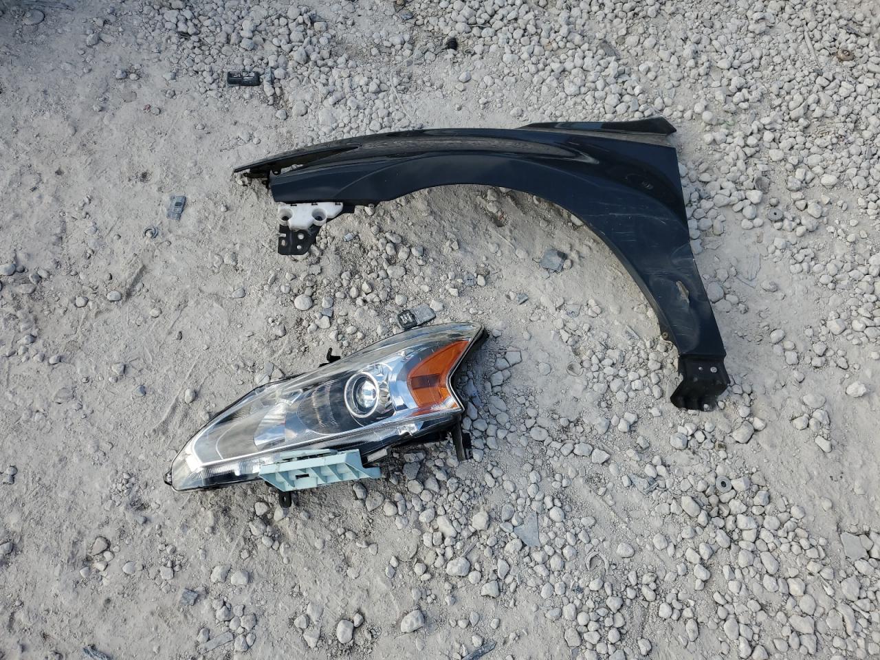 2014 Nissan Altima - Image 12