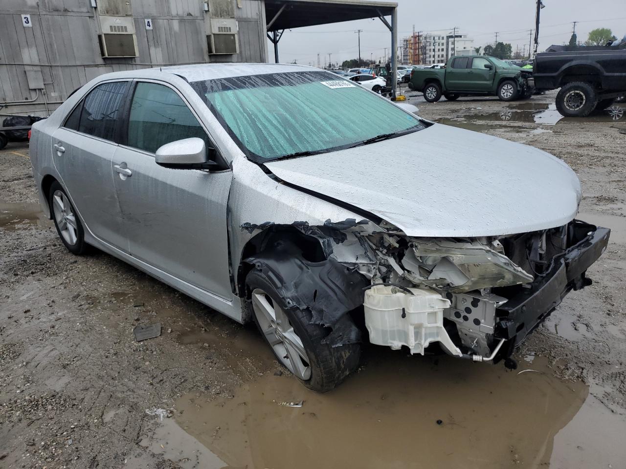 2013 Toyota Camry - Image 4