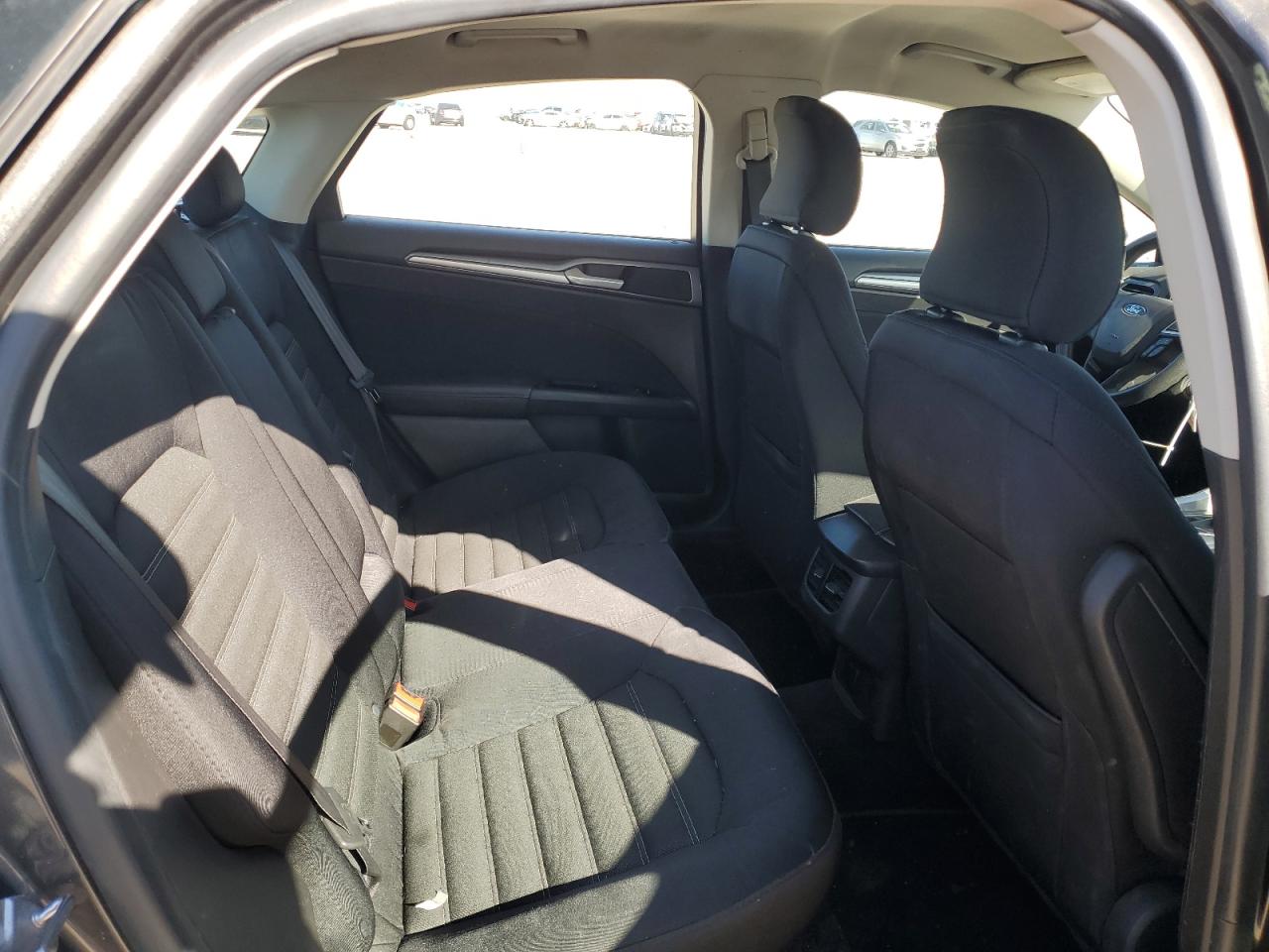 2015 Ford Fusion - Image 10