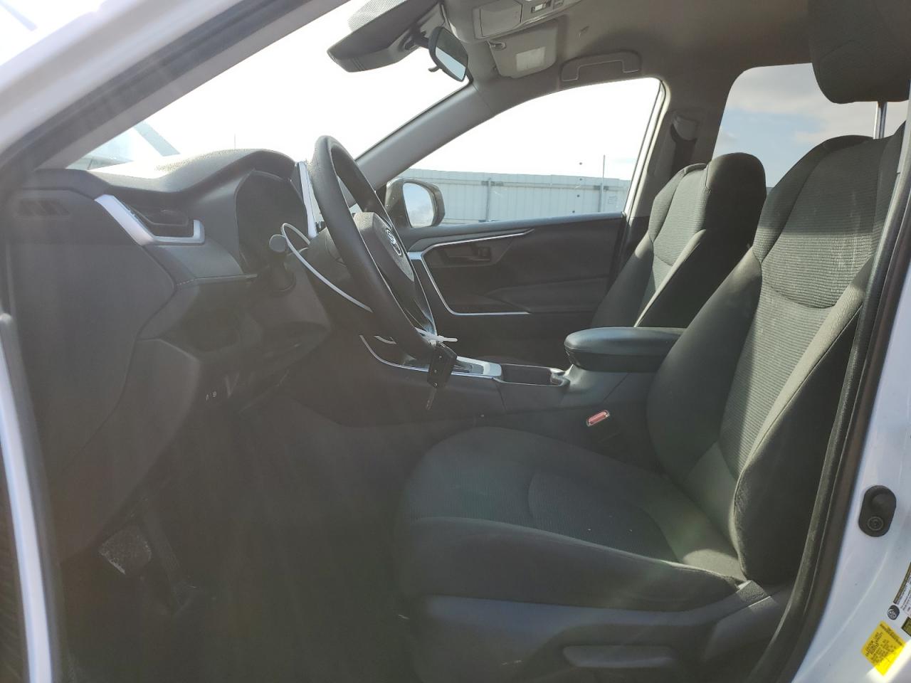 2023 Toyota RAV 4 - Image 7