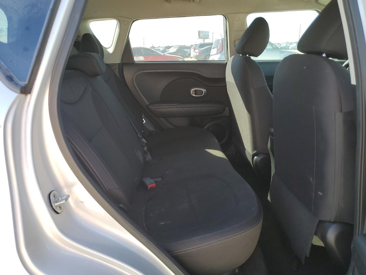 2015 Kia Soul - Image 10