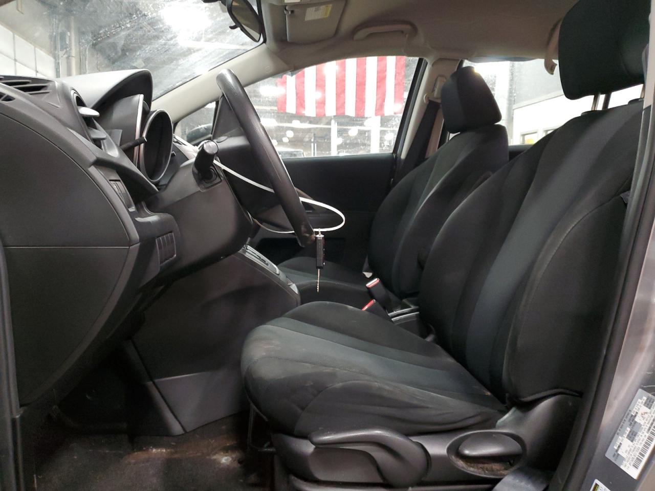 2014 Mazda 5 - Image 7