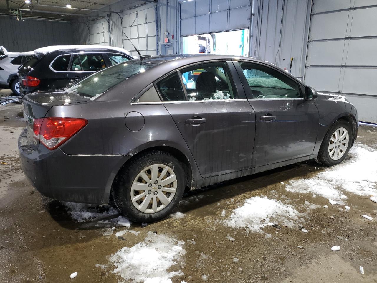 2011 Chevrolet Cruze - Image 3