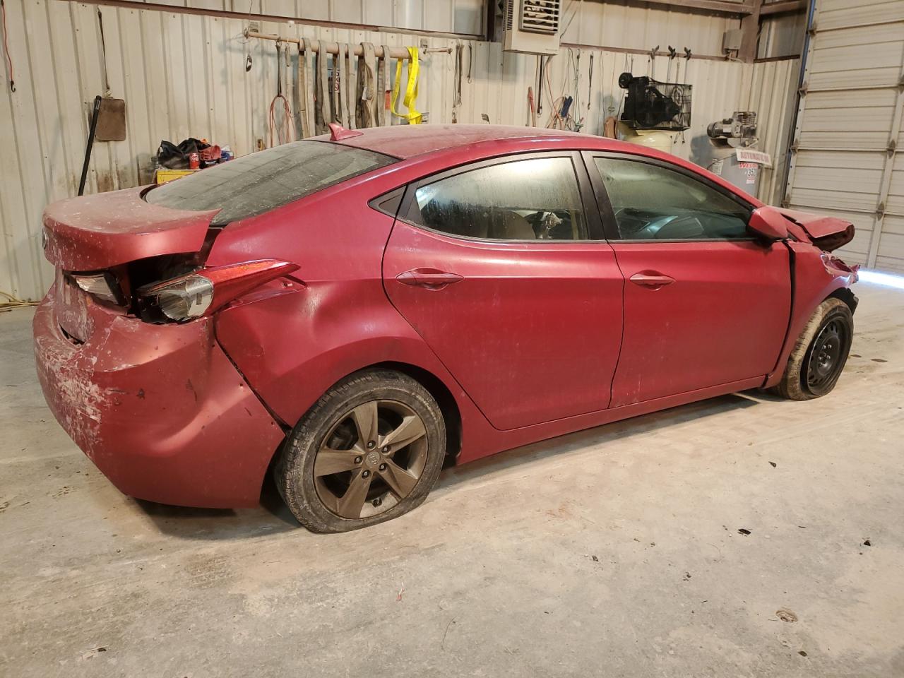 2013 Hyundai Elantra - Image 3