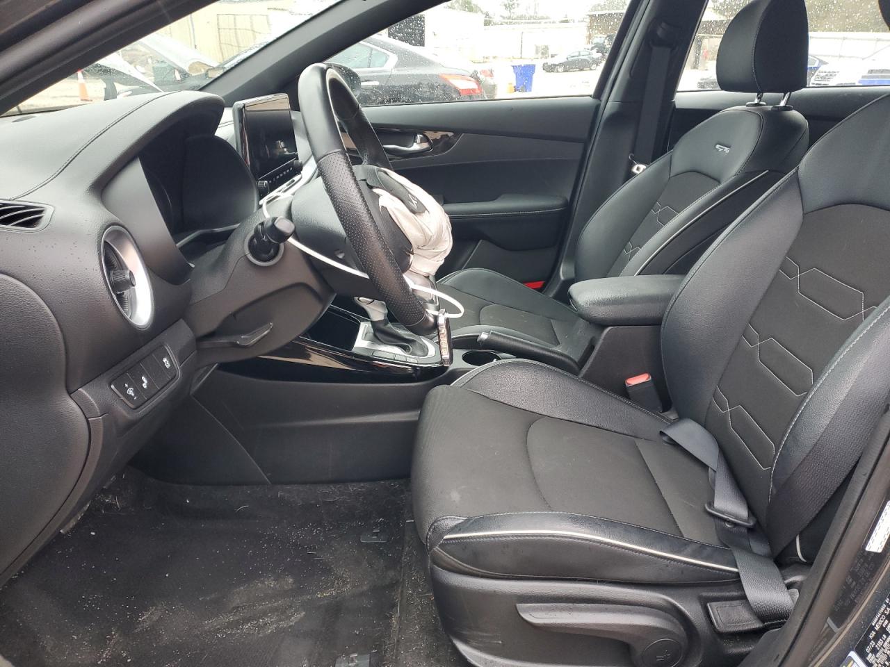 2023 Kia Forte - Image 7
