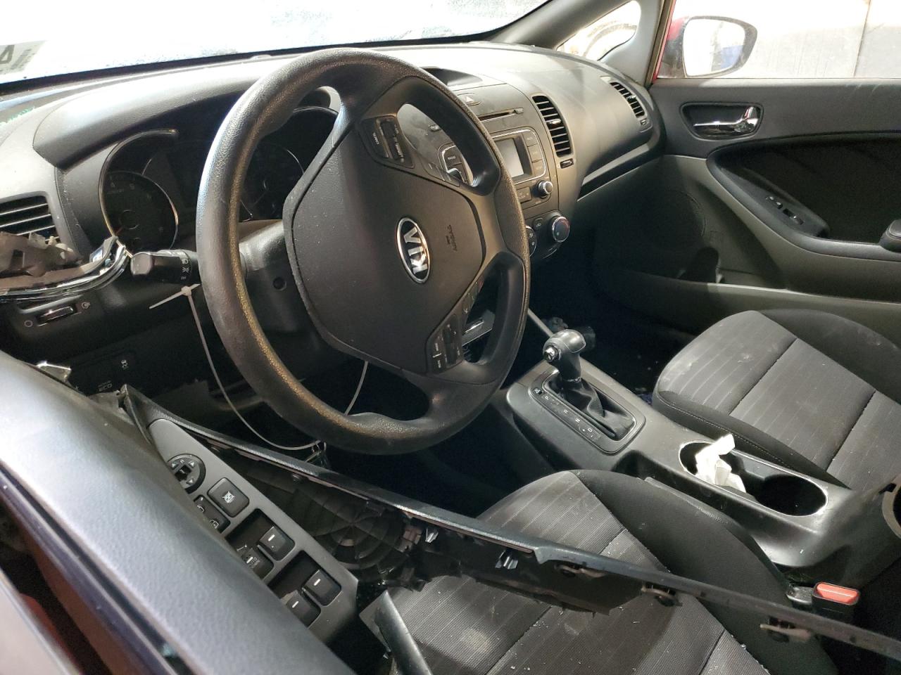 2016 Kia Forte - Image 8