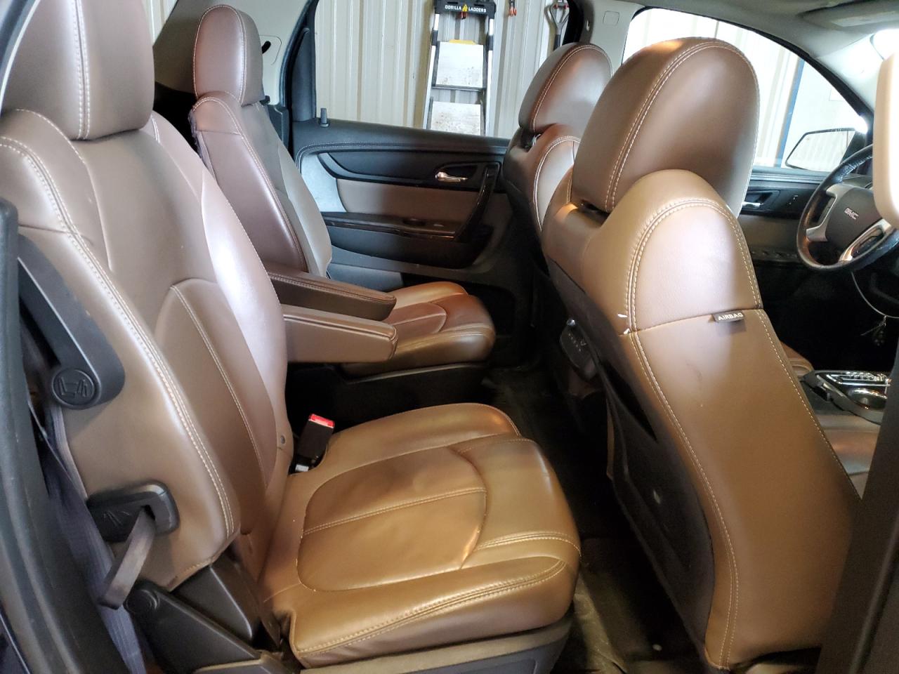 2015 GMC Acadia - Image 11