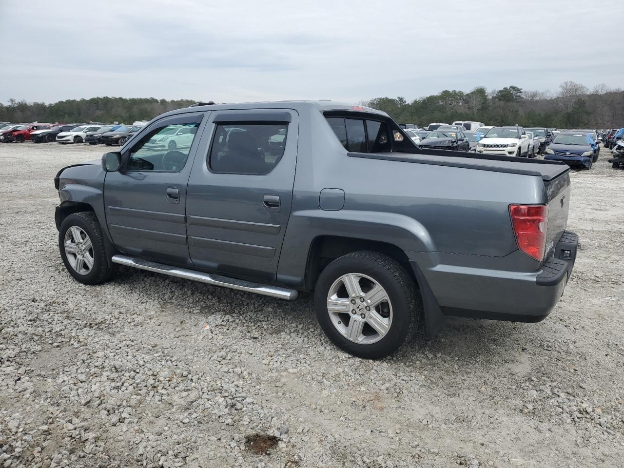 2010 Honda Ridgeline - Image 2