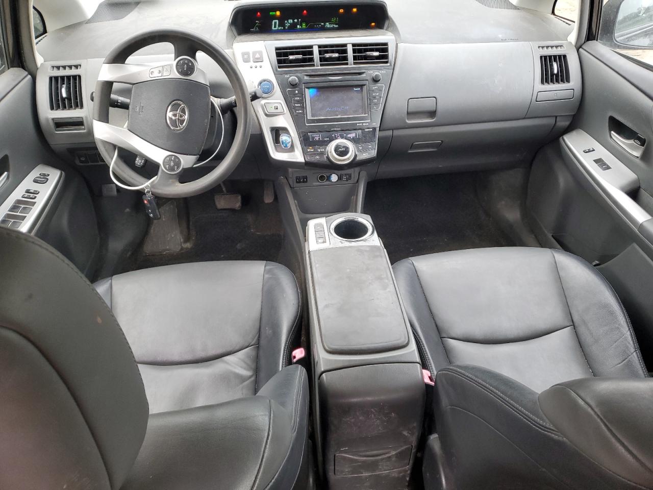 2012 Toyota Prius - Image 8