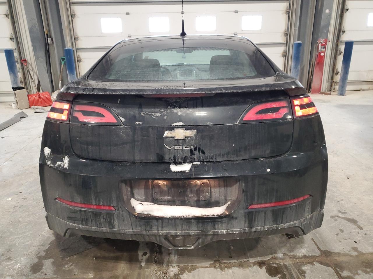 2013 Chevrolet Volt - Image 6