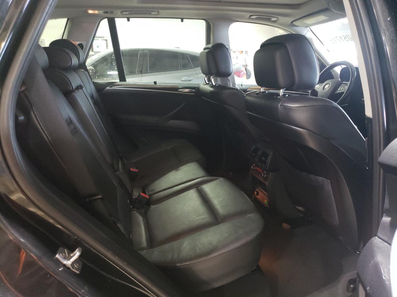 2012 BMW X5 - Image 11
