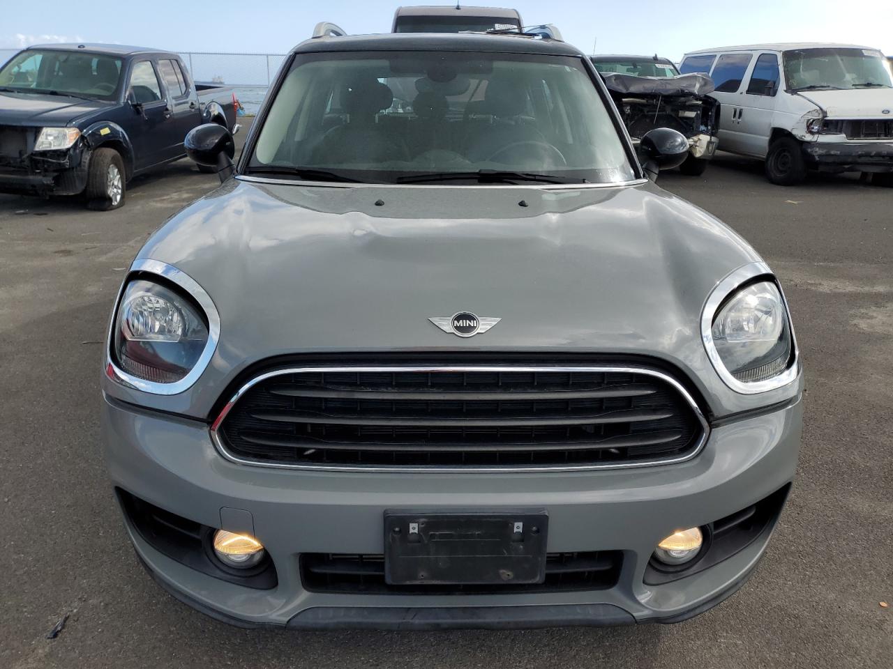 2017 MINI Cooper - Image 5