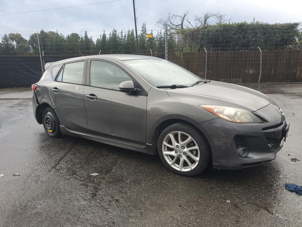 2012 Mazda 3 - Image 4