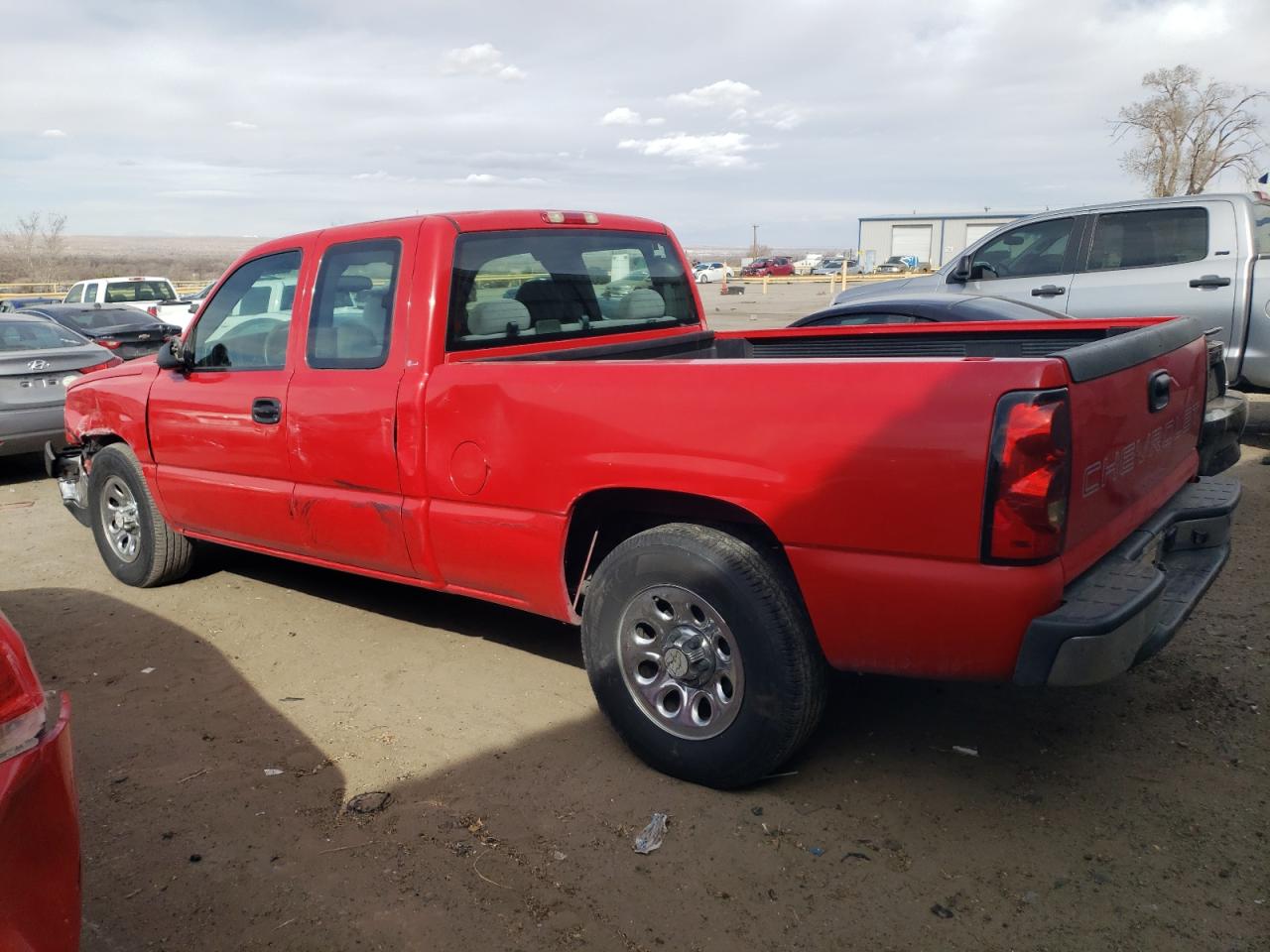 2006 Chevrolet Silverado - Image 2