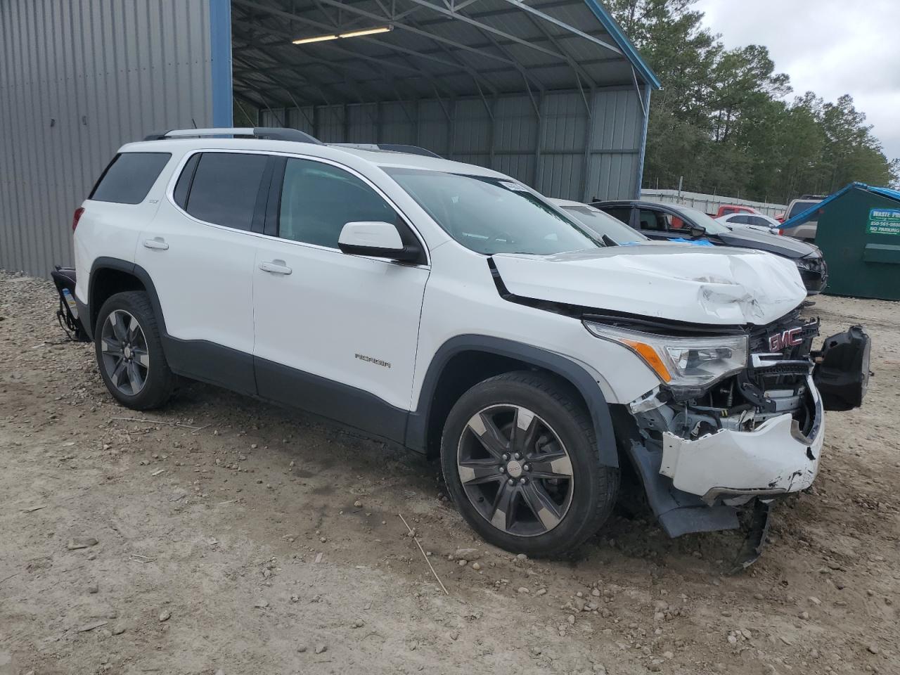 2017 GMC Acadia - Image 4