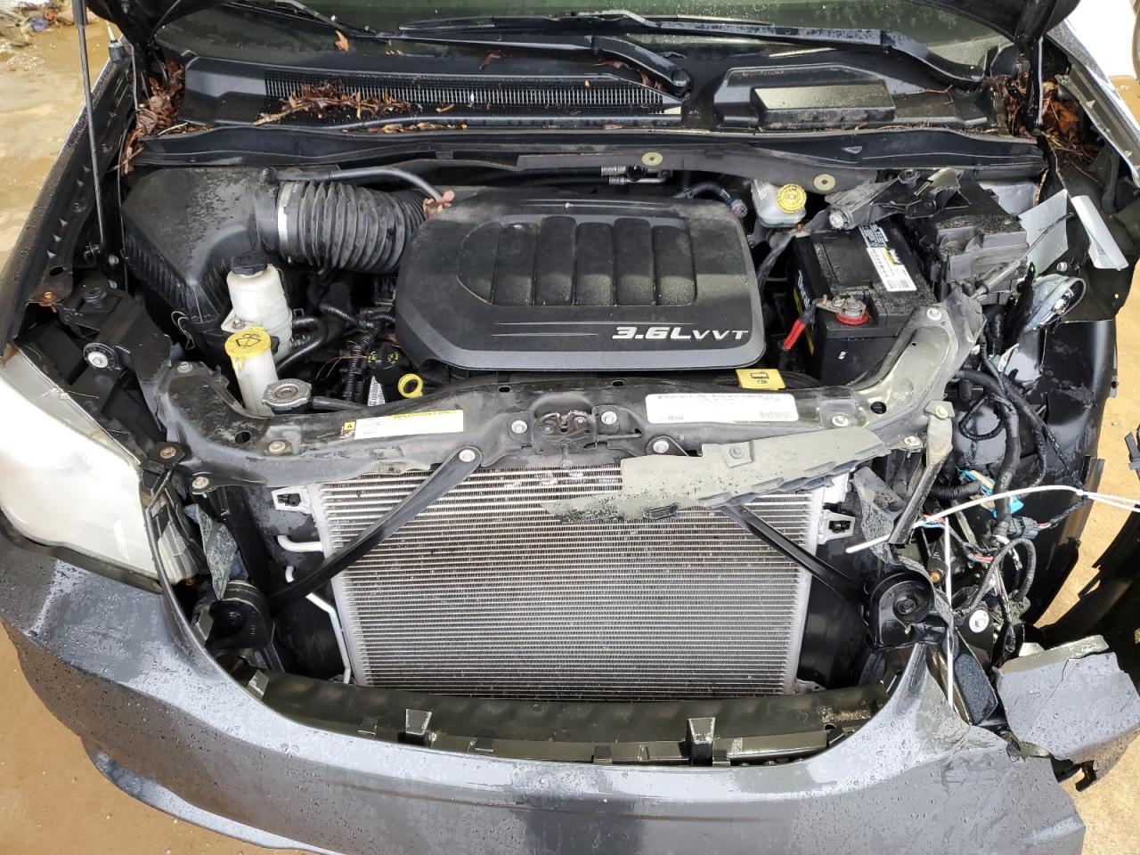 2012 Dodge Caravan - Image 12