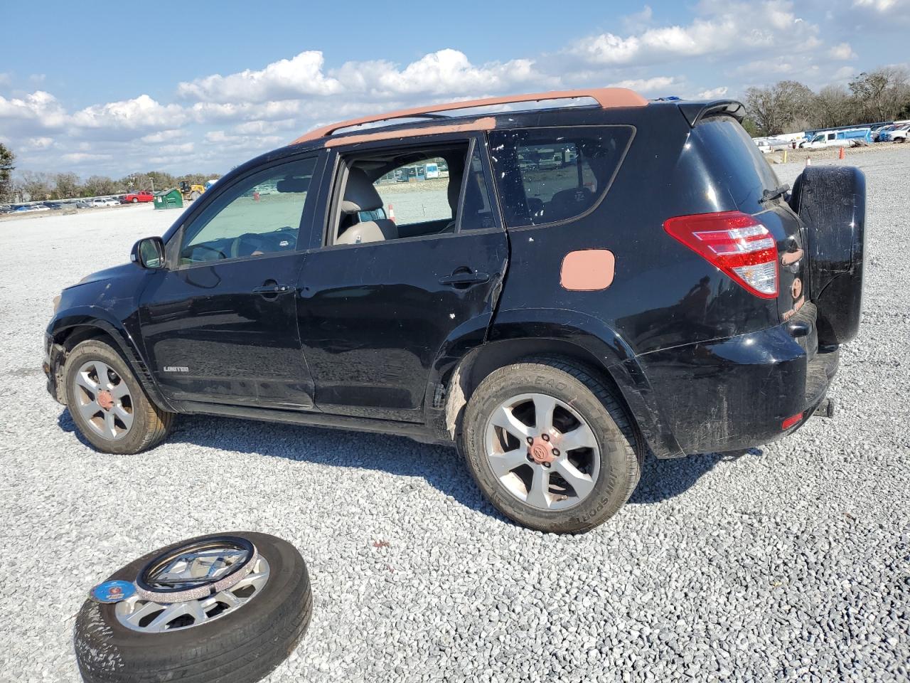 2010 Toyota RAV 4 - Image 2