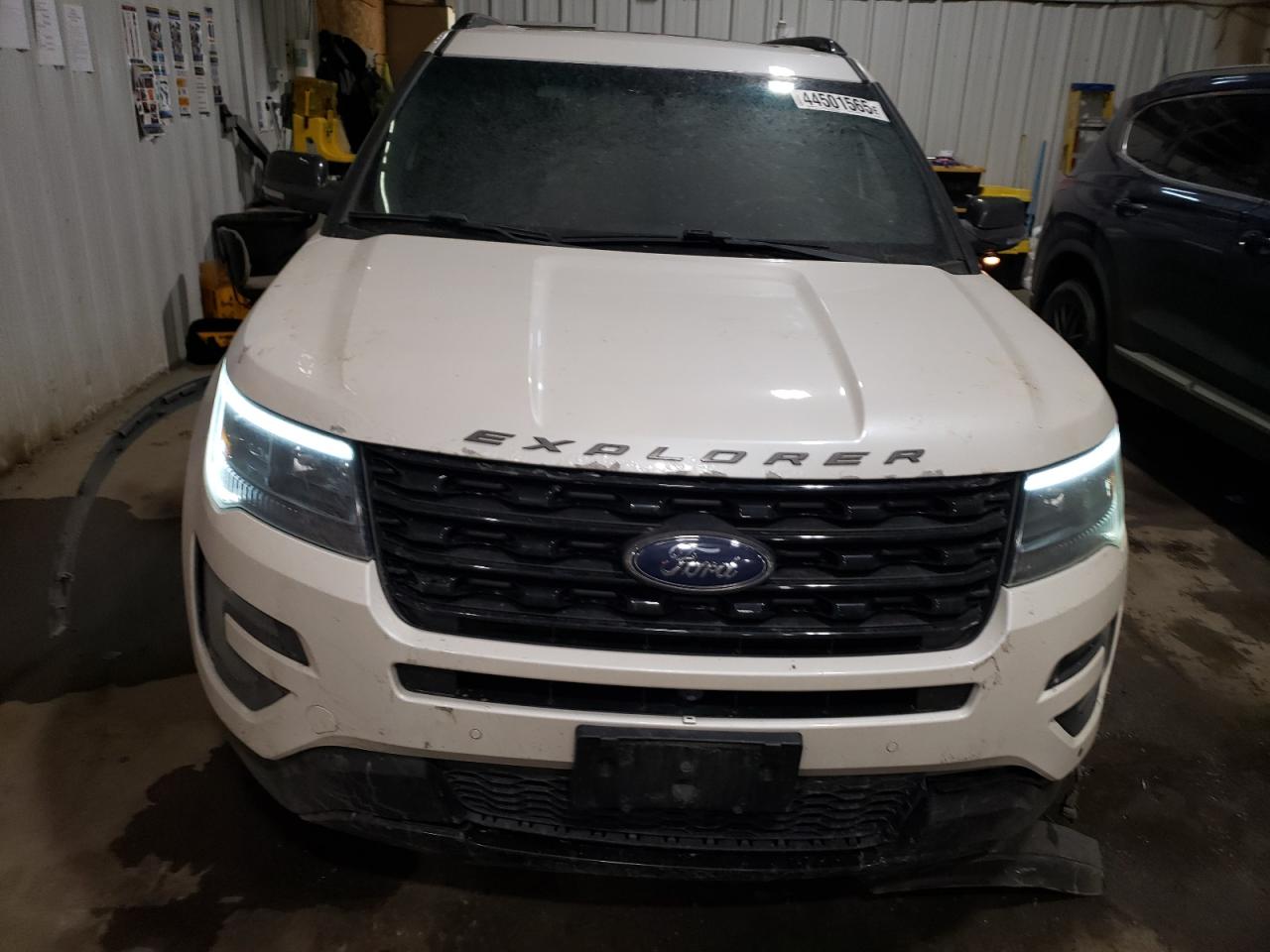 2016 Ford Explorer - Image 5