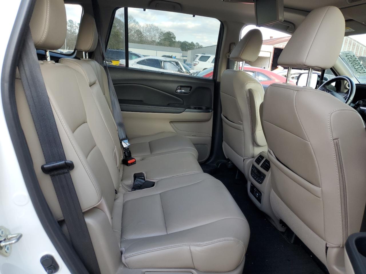 2021 Honda Pilot - Image 11