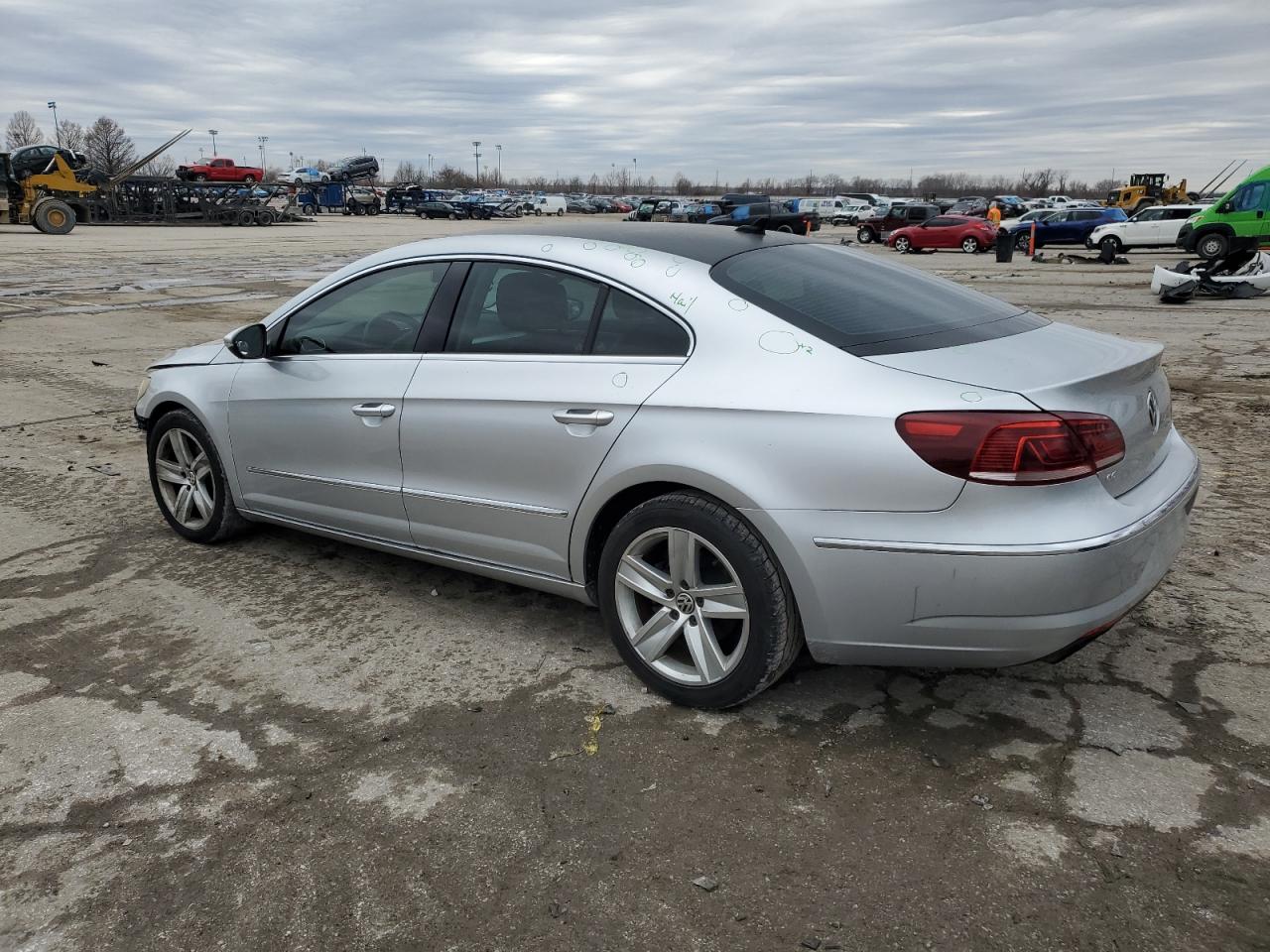 2013 Volkswagen Passat CC - Image 2