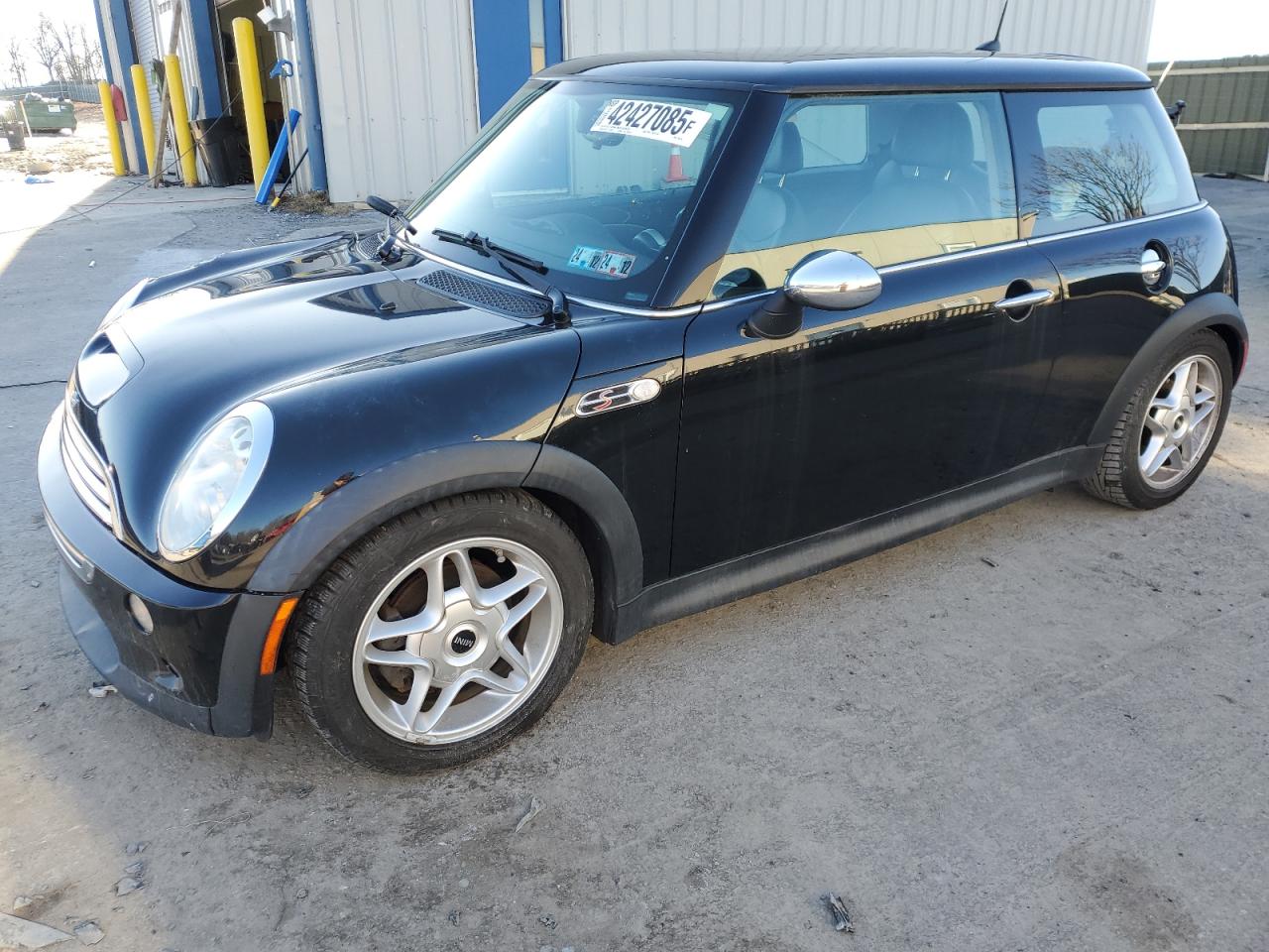 2005 MINI Cooper - Image 1